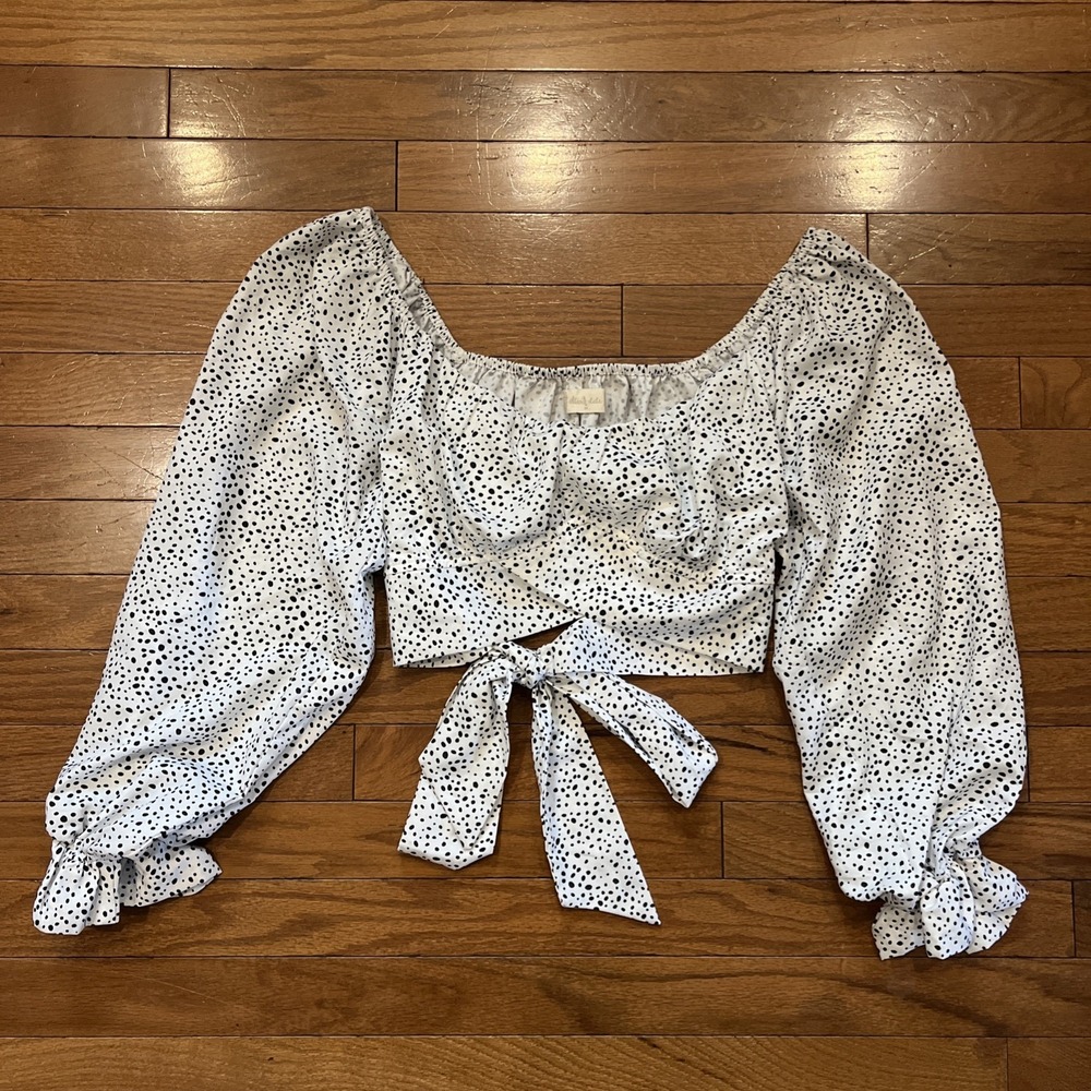 Altar'd State Polka Dot Puff Sleeve Tie Back Crop Top Women's Medium